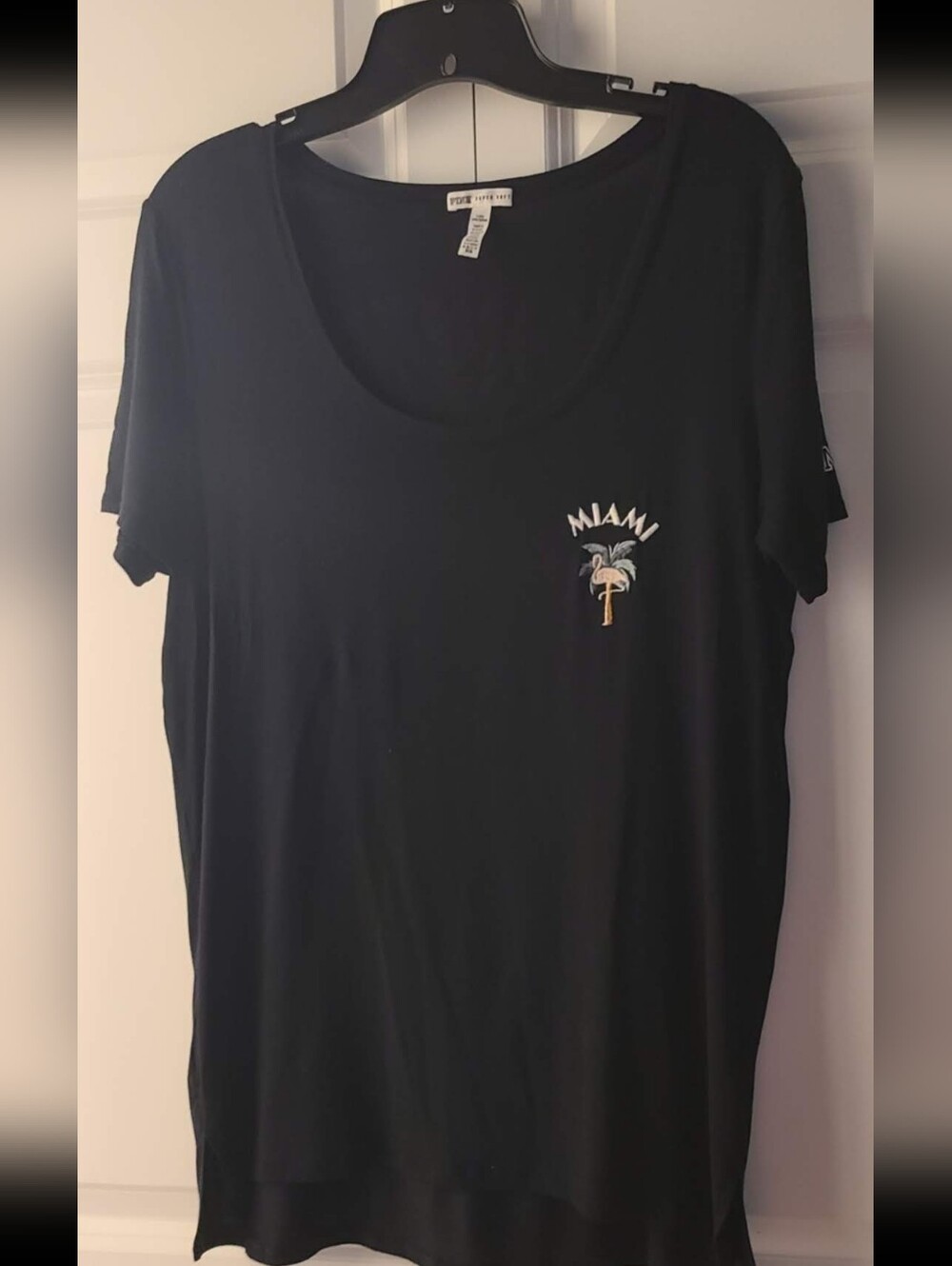 PINK Victoria's Secret Miami Graphic Tee Black Size Large - Picture 2 of 6
